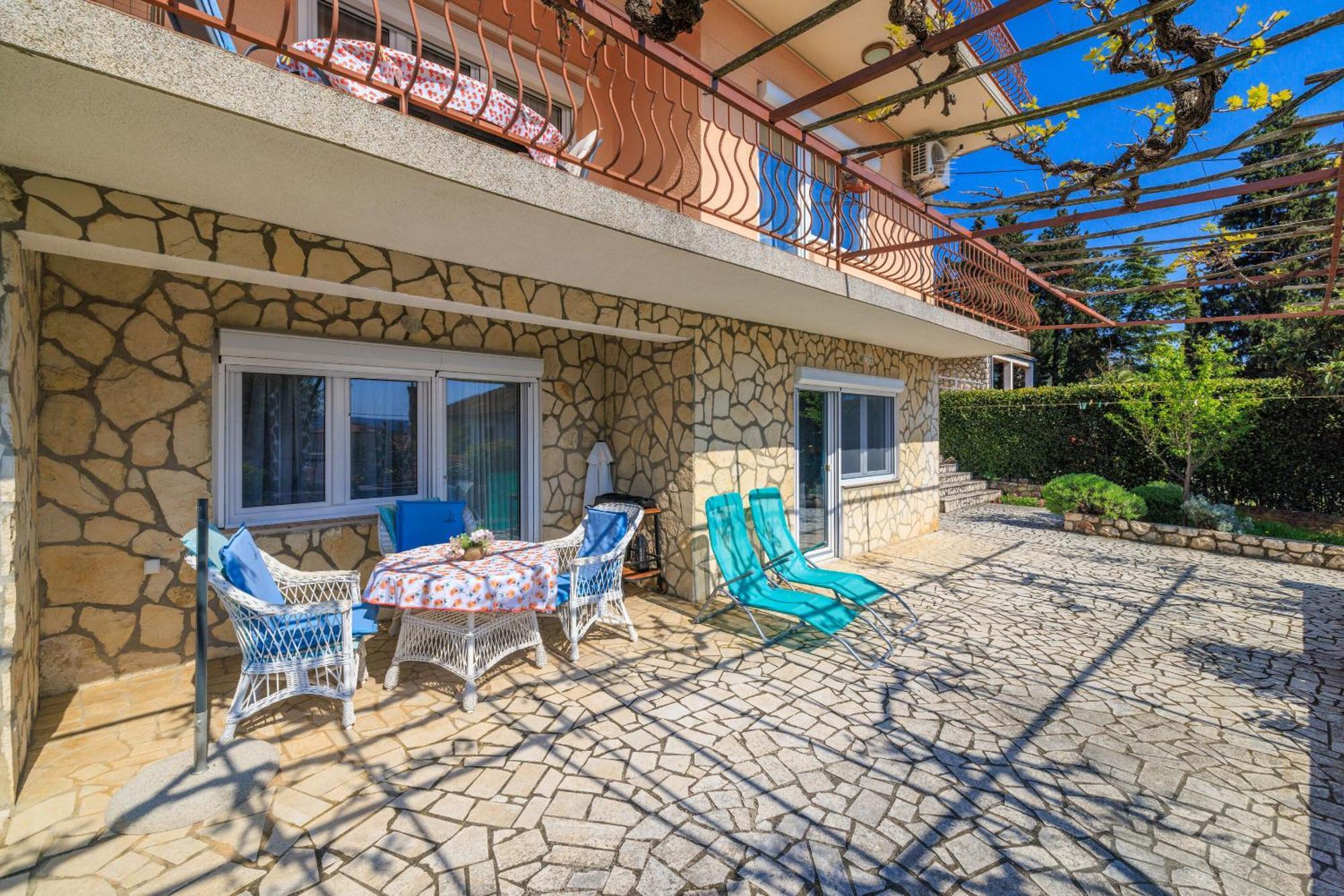 Apartments Melita Dramalj Extérieur photo