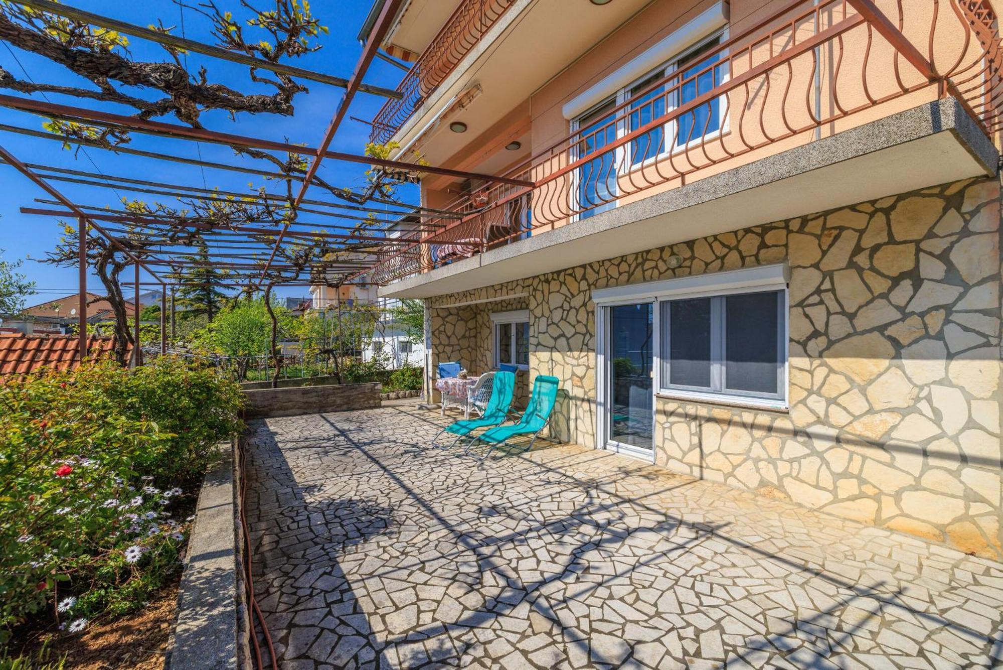 Apartments Melita Dramalj Extérieur photo